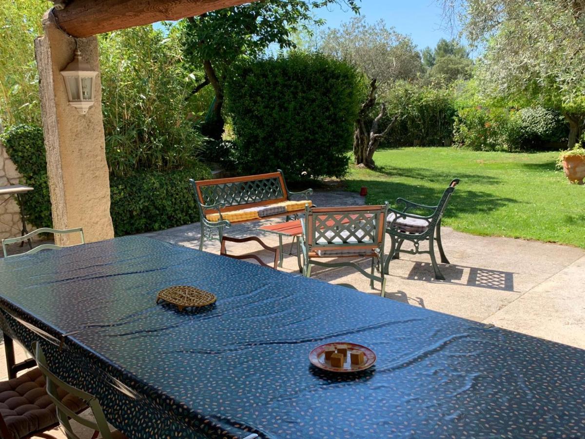 Bed and Breakfast Bastide Sainte Agnes Carpentras Exterior foto